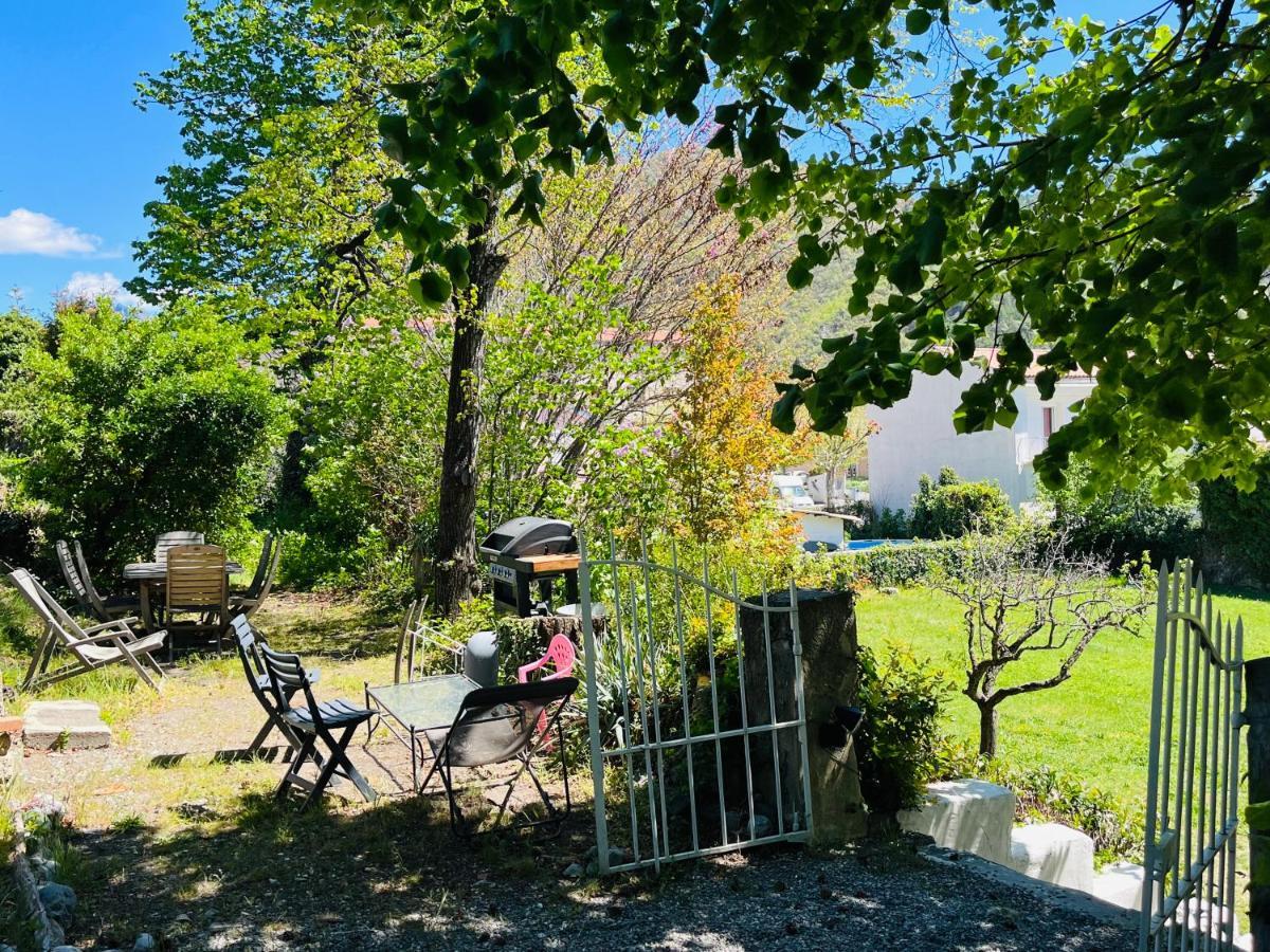Les Glycines, Charmant Studio Au Calme Dans Batisse De Maitre Proche Du Centre Ville Parking Gratuit Digne-les-Bains Exteriör bild